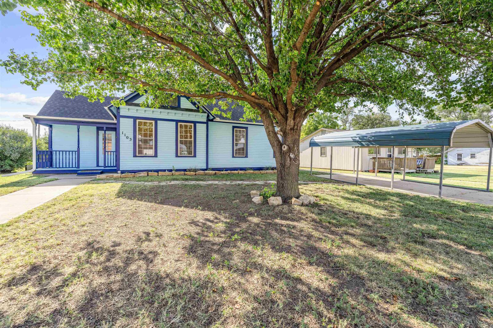 Property Photo: 1103 N 3rd St KS 67401