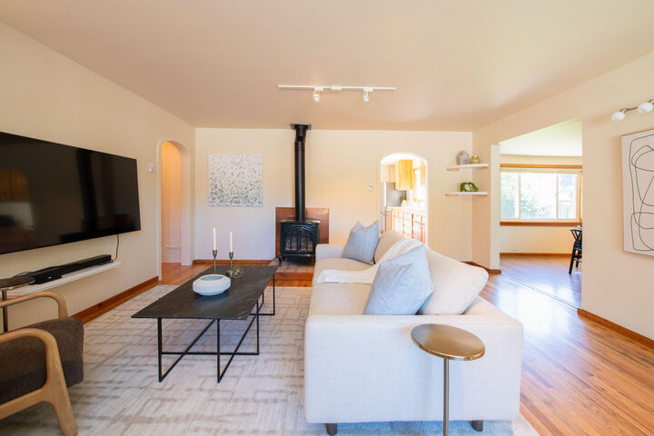 Property Photo: 312 N 3rd St ID 83313