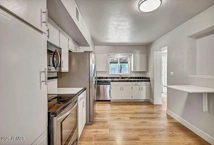 Property Photo: 721 E Vista Del Cerro Drive AZ 85281