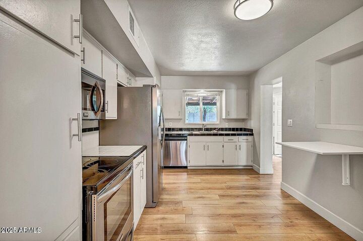 Property Photo:  721 E Vista Del Cerro Drive  AZ 85281 