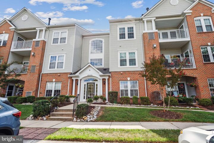 Property Photo: 4932 Brightleaf Court 4932 MD 21237