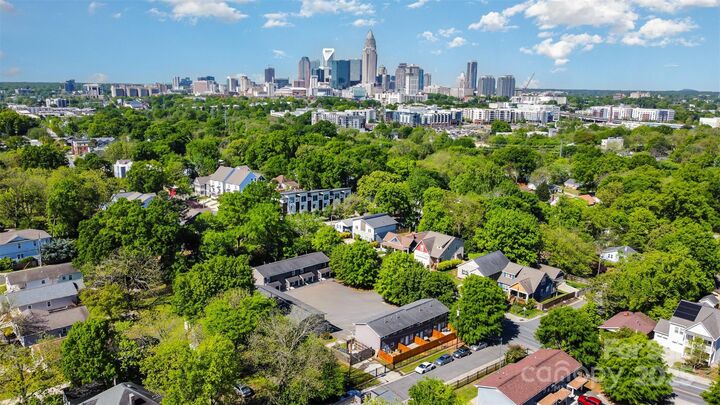 Property Photo:  1512 Seigle Avenue 1  NC 28205 