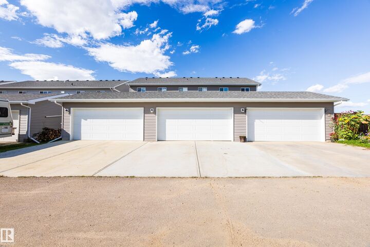 Property Photo: 8503 96 Avenue AB T8R 0B8