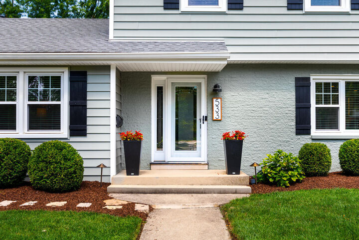 Property Photo: 533 Cypress Drive IL 60540