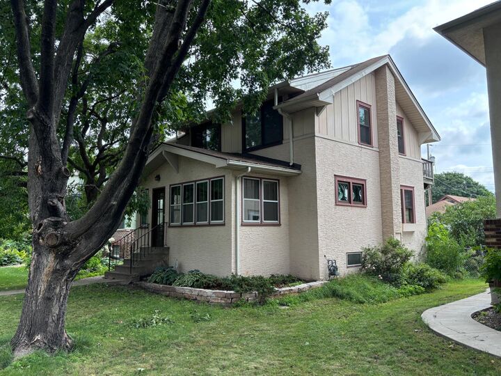 Property Photo:  904 19th Avenue SE  MN 55414 