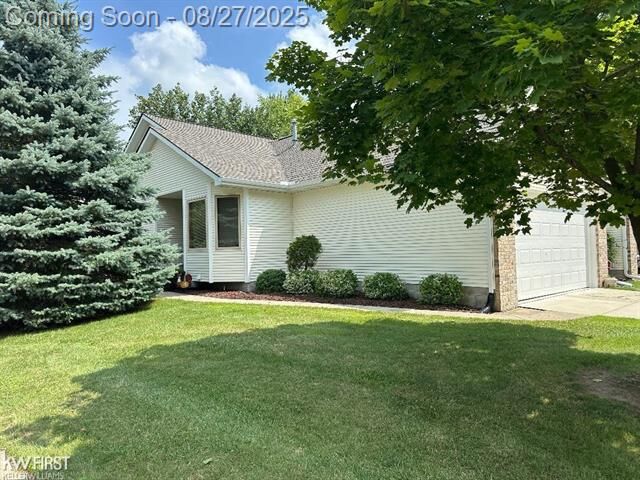 Property Photo:  1039 Julie Drive  MI 48423 