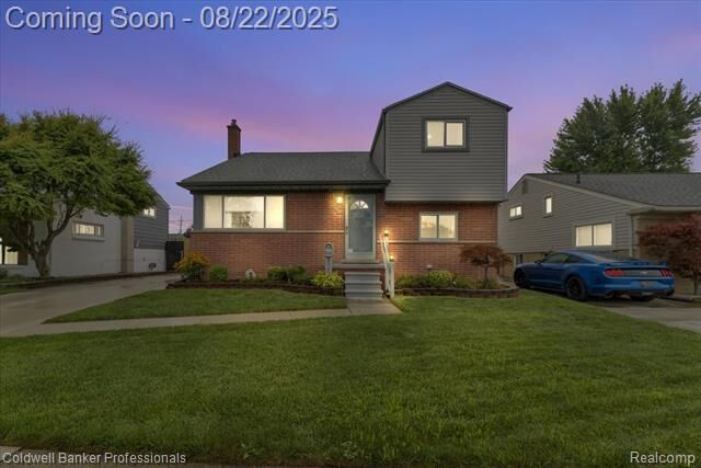 Property Photo: 31244 Stephen Avenue MI 48185