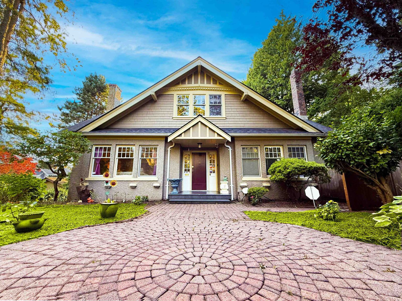 Property Photo: 4409 Angus Drive BC V6J 4J2