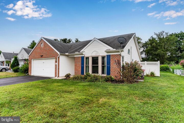 Property Photo: 7 Pheasant Street PA 17050