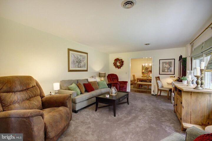 Property Photo: 8007 Dividing Creek MD 21851