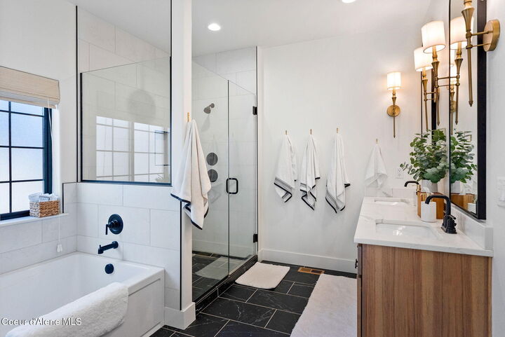 Property Photo: 3843 N Pasture View St ID 83854