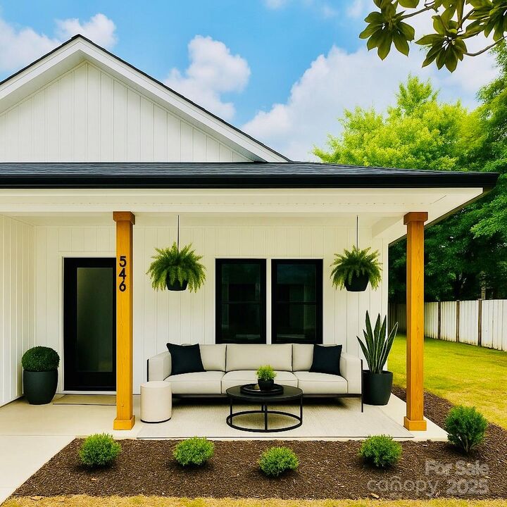 Property Photo: 546 Whitner Street SC 29730