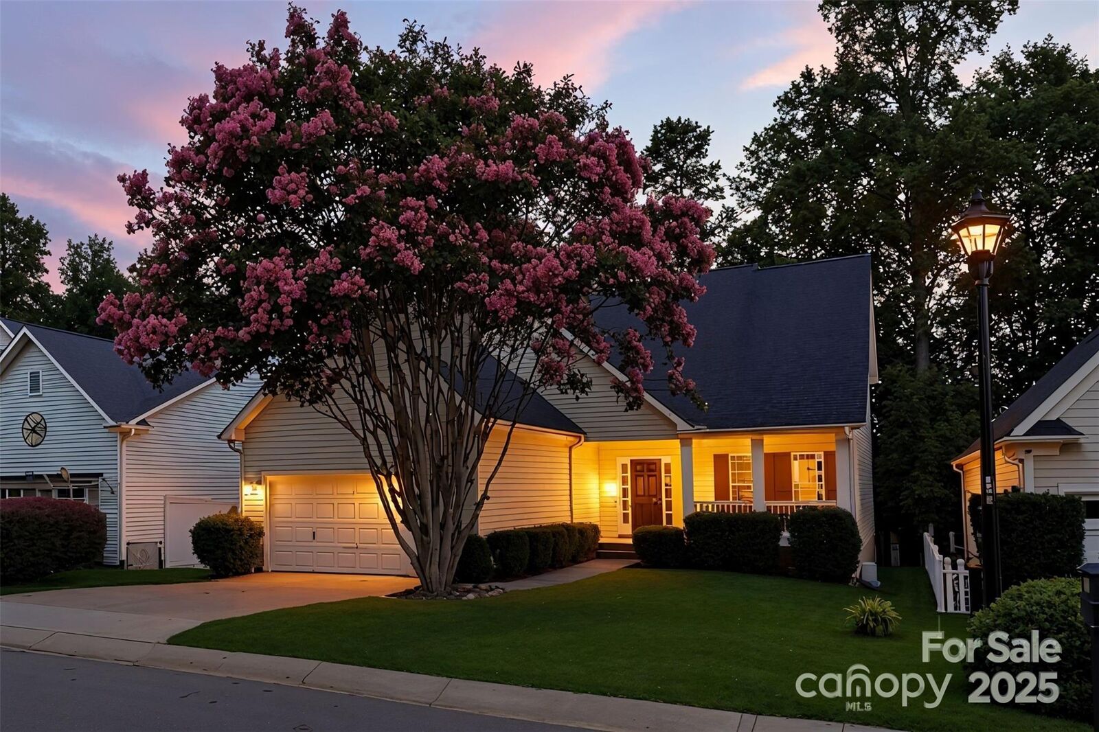 Property Photo: 7903 Smith Pond Drive NC 28037