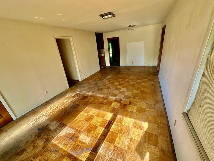 Property Photo: 6 Stewart Circle FL 32547