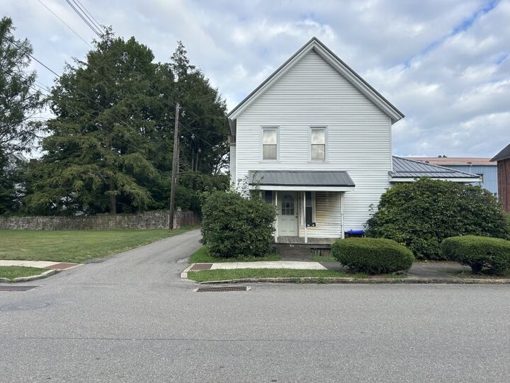 Property Photo: 110 N Perry Street PA 16354