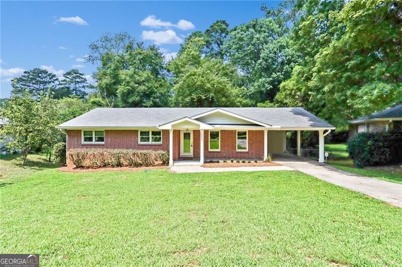 Property Photo:  2906 Arrow Creek Drive  GA 30341 