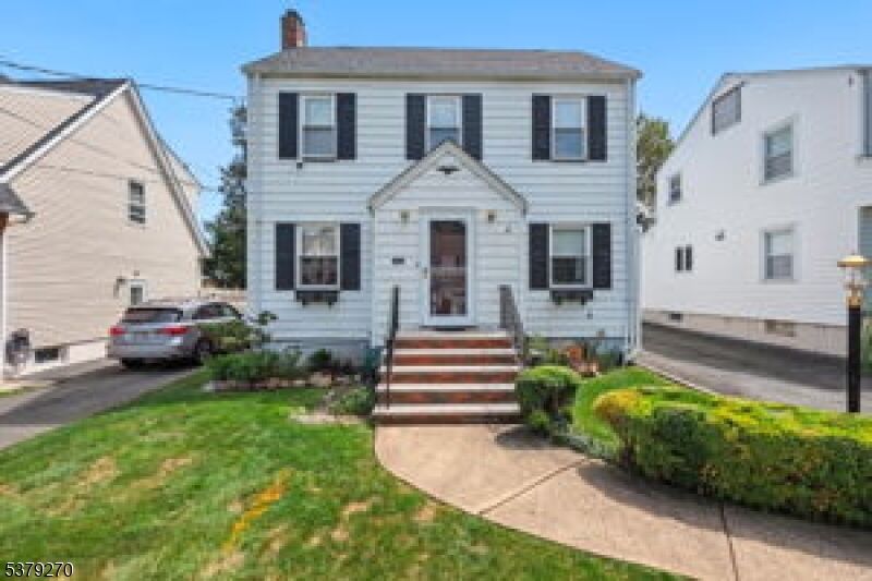 Property Photo: 1069 Kensington Ter NJ 07083