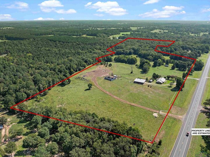 Property Photo:  4311 E Hwy 79  TX 75652 