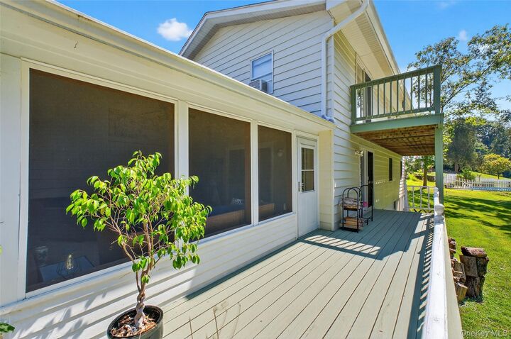 Property Photo:  11 Taconic Drive  NY 12533 