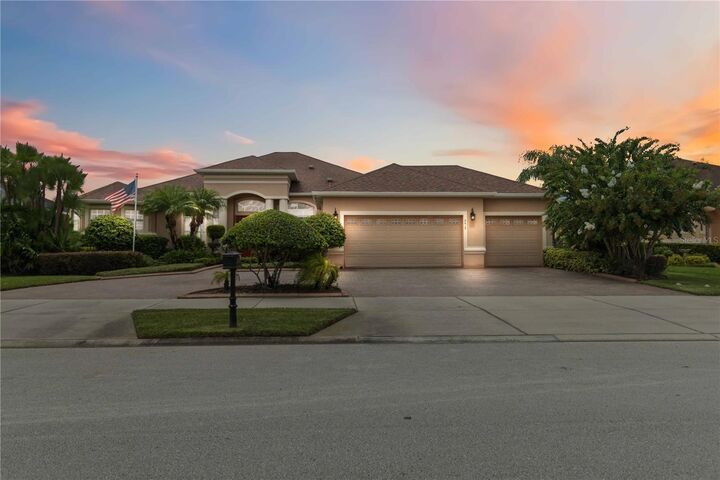 Property Photo: 2415 Sterling Creek Parkway FL 32766