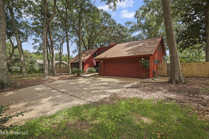 Property Photo: 110 Simon Boulevard MS 39564