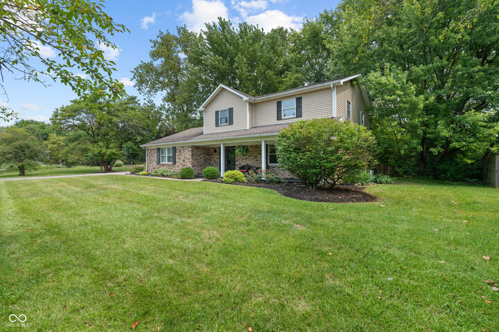 Property Photo:  11611 Rolling Springs Drive  IN 46033 