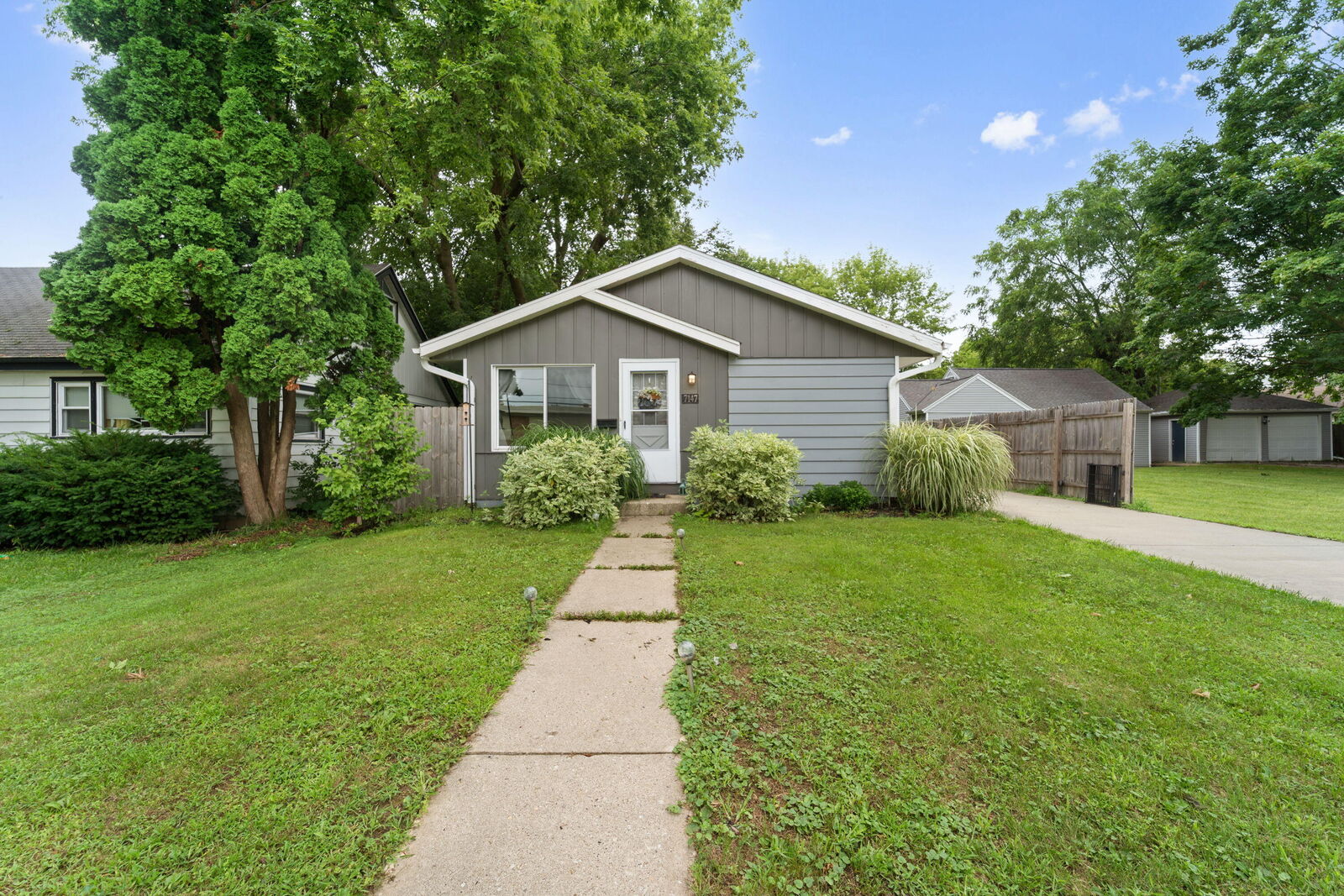 Property Photo: 7147 N 41st St WI 53209