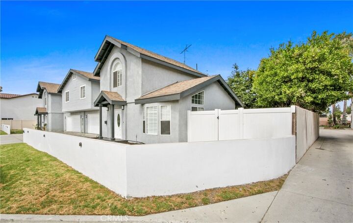 10535 Myrtle Street  Downey CA 90241 photo