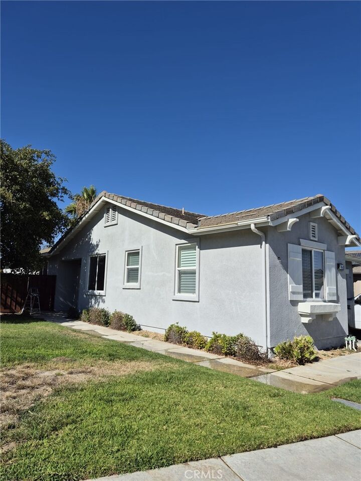 8760 Mann Lane  Hemet CA 92545 photo