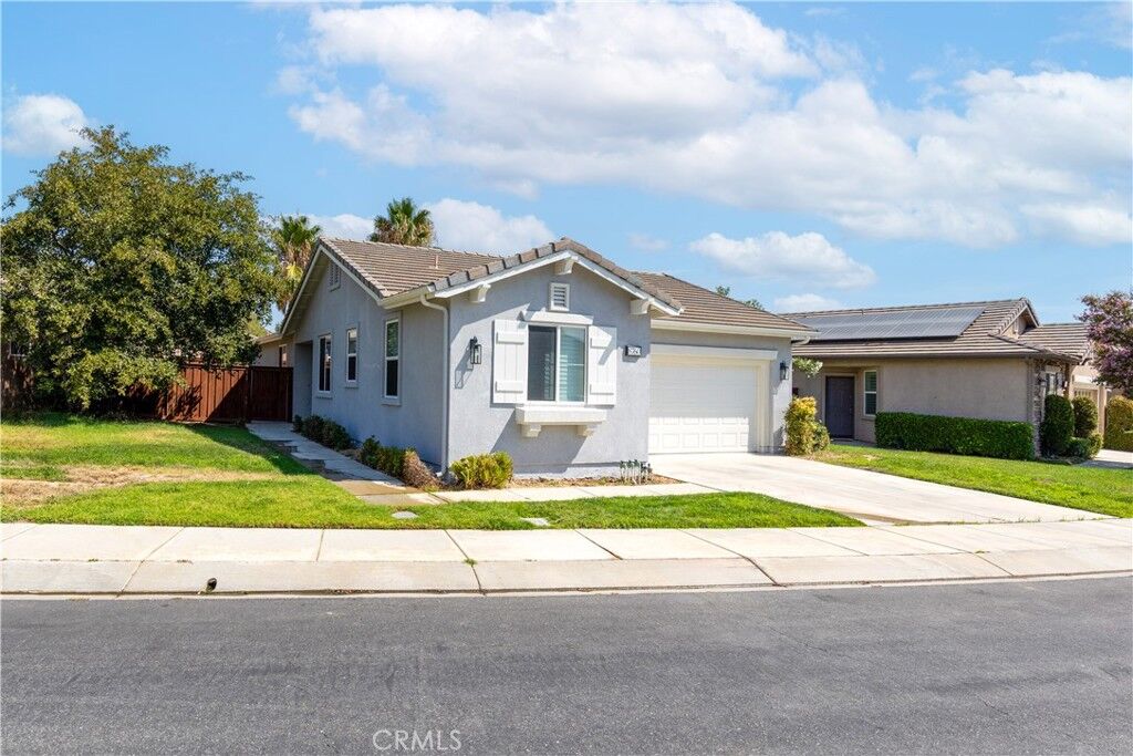 Property Photo:  8760 Mann Lane  CA 92545 
