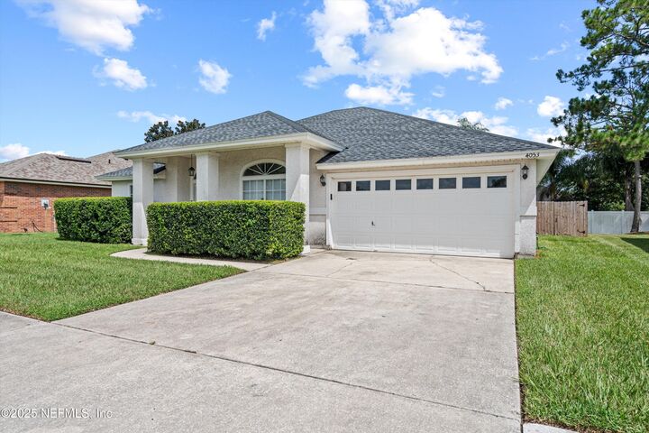 Property Photo: 4053 Savannah Glen Boulevard FL 32073