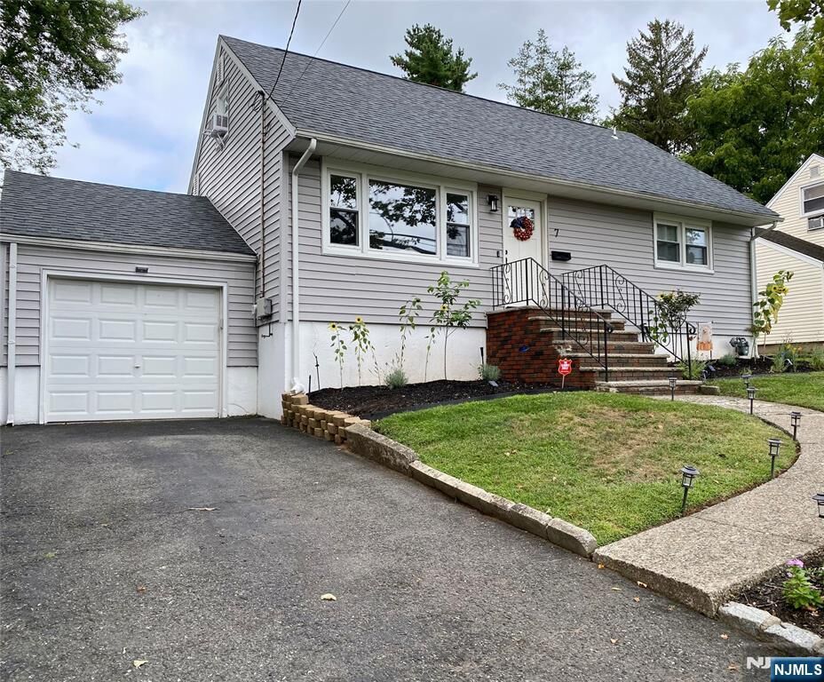 Property Photo: 7 Stadtmauer Drive NJ 07013