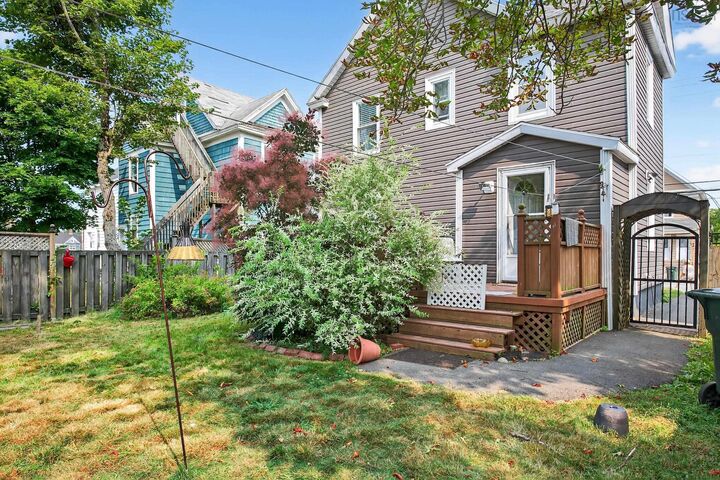 Property Photo:  411 Townsend Street  NS B1P 6G3 