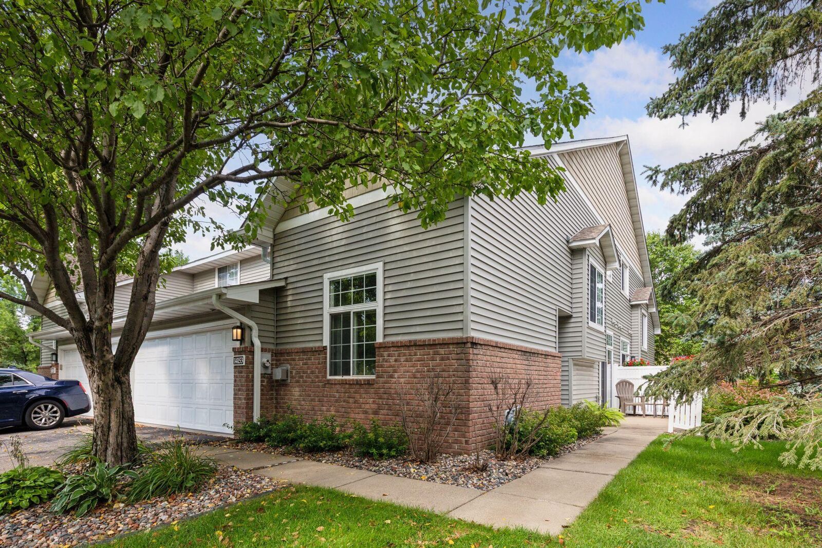 Property Photo:  14153 Plymouth Avenue S  MN 55337 