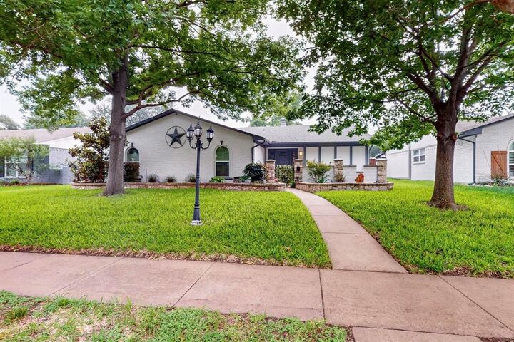 11142 Cactus Lane  Dallas TX 75238 photo