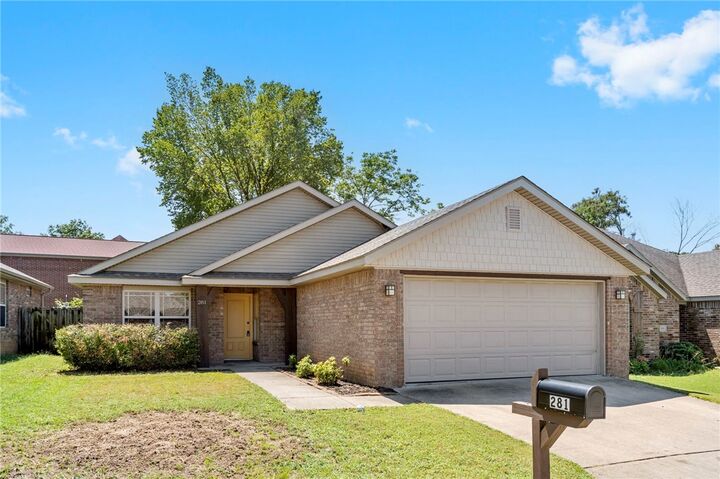 281 E Madrid Street  Fayetteville AR 72703 photo