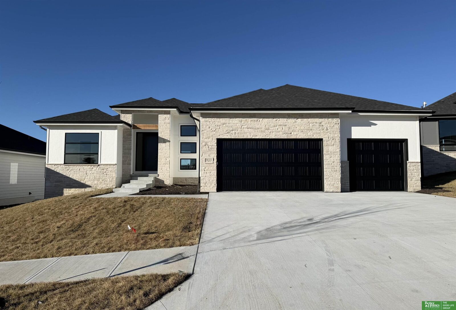 Property Photo:  5614 N 198th Street  NE 68022 