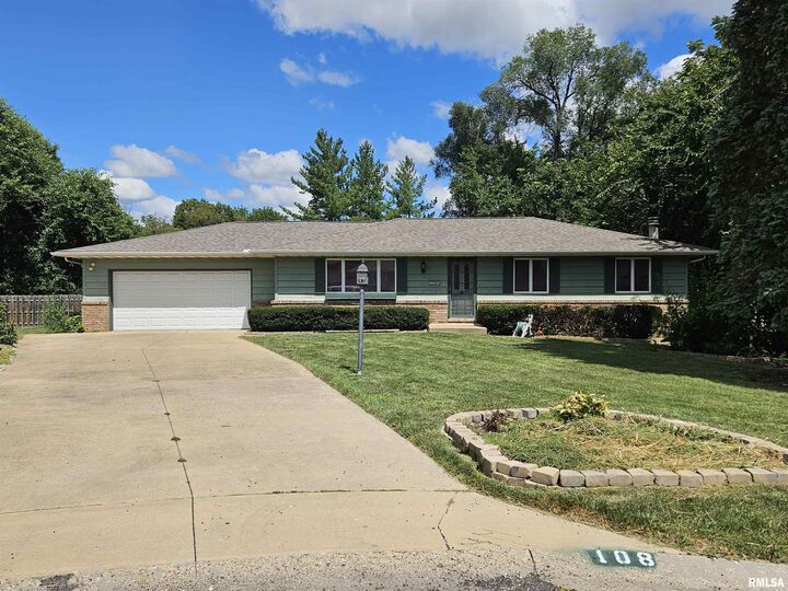 Property Photo: 108 Stuaan Court IL 61607