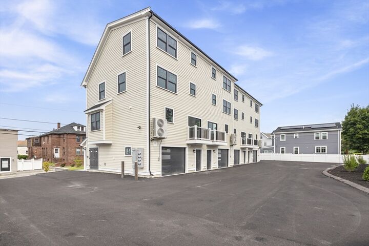 Property Photo:  161 Sumner St 4  MA 02169 