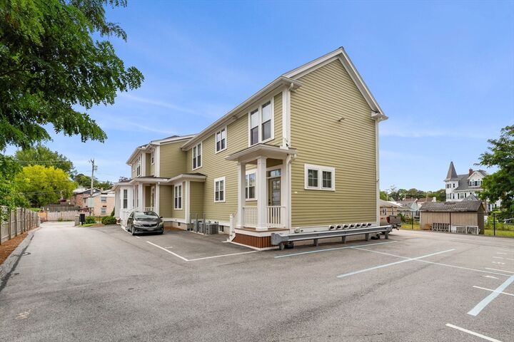 Property Photo:  1149 Middlesex St  MA 01851 