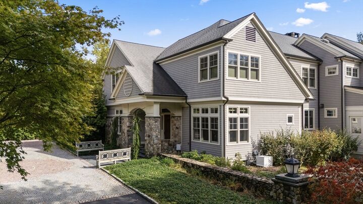 9 Stonegate Dr  Westwood MA 02090 photo