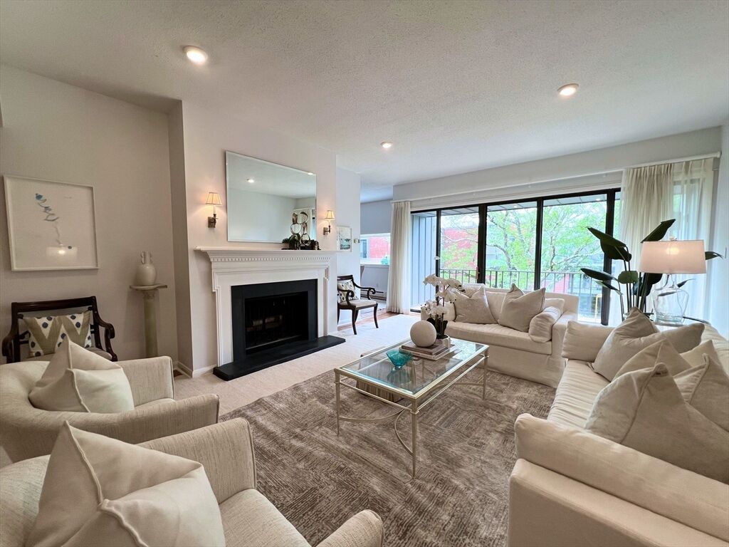Property Photo:  65 Grove St 445  MA 02482 