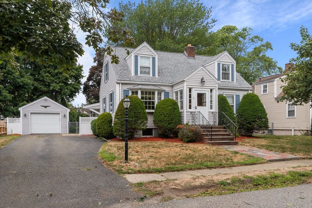 Property Photo:  16 Breakheart Road  MA 01906 