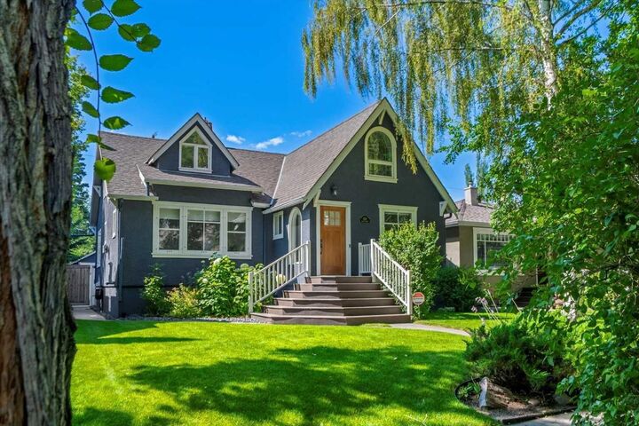 Property Photo:  3231 Alfege Street SW  AB T2T 3S4 