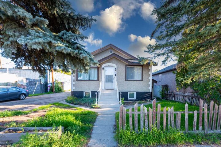 424 8 Avenue NE  Calgary AB T2E 0R2 photo