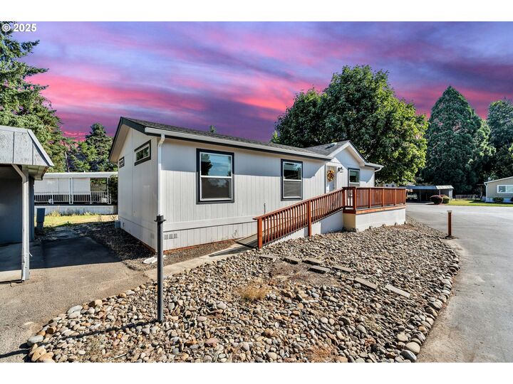 Property Photo:  4915 Swegle Rd 63  OR 97301 