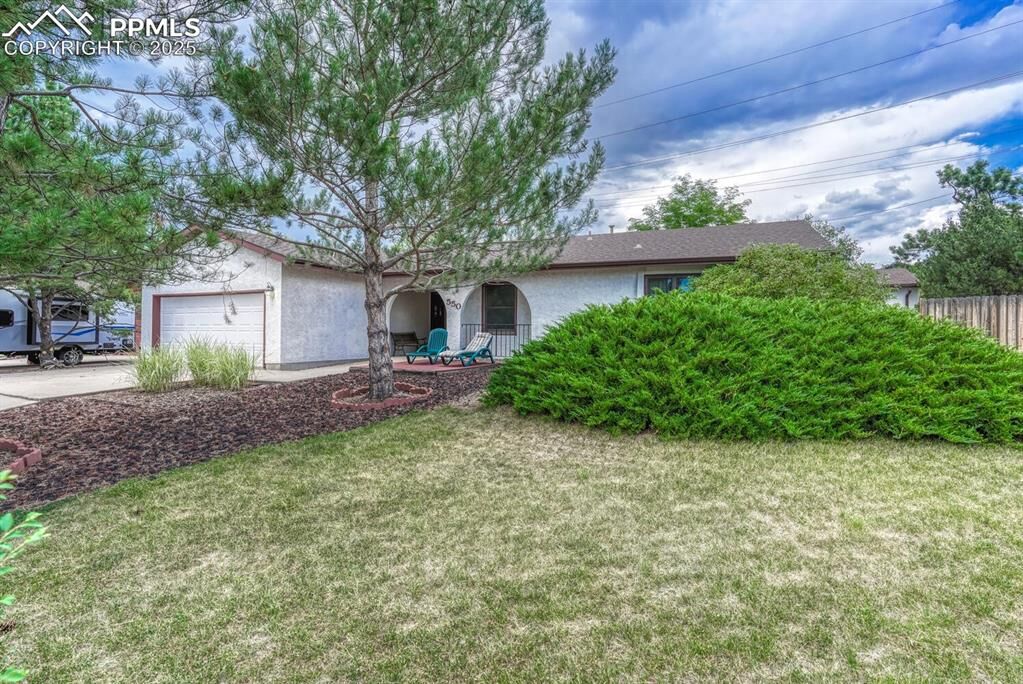 Property Photo: 550 Mesa Vista Court CO 80904