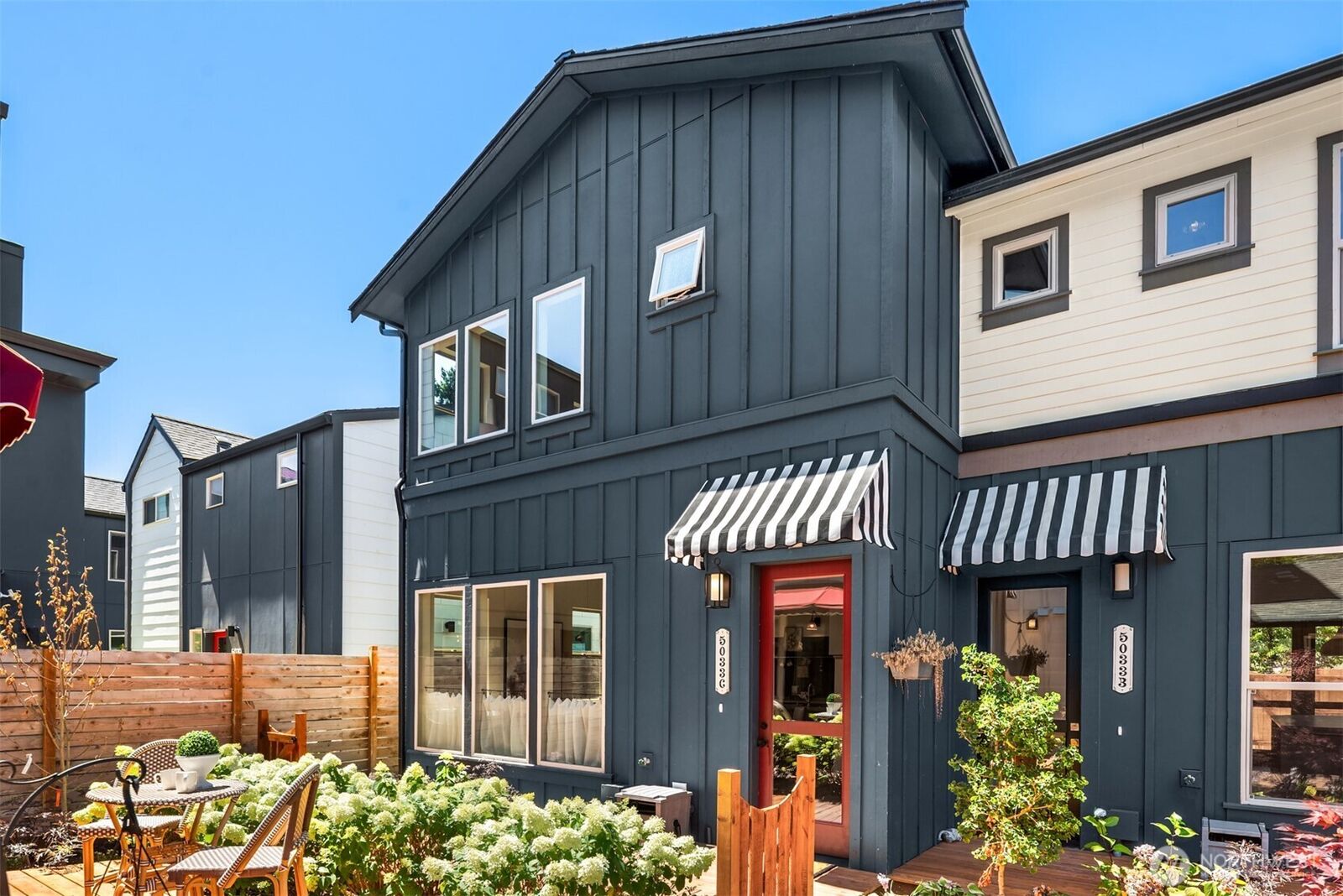Property Photo: 5033 25th Avenue SW C WA 98106