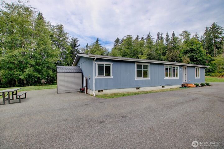 Property Photo: 496 Secluded Lane WA 98277