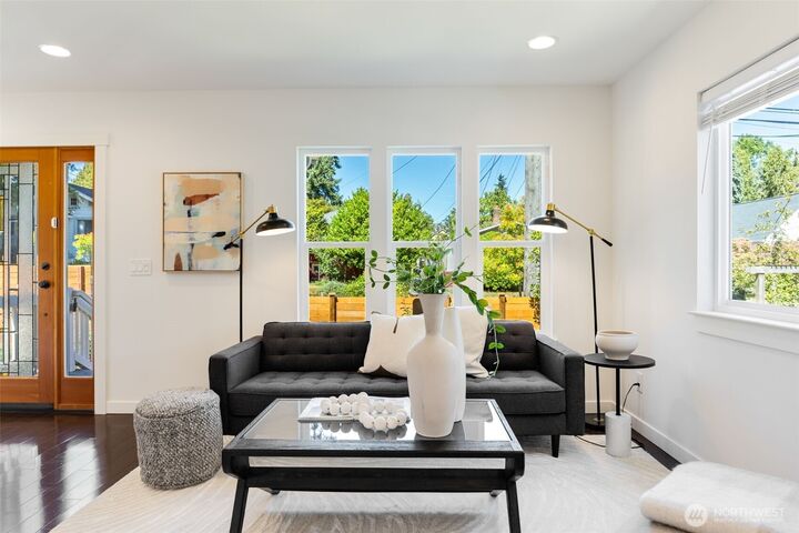 Property Photo: 535 N 73rd Street WA 98103
